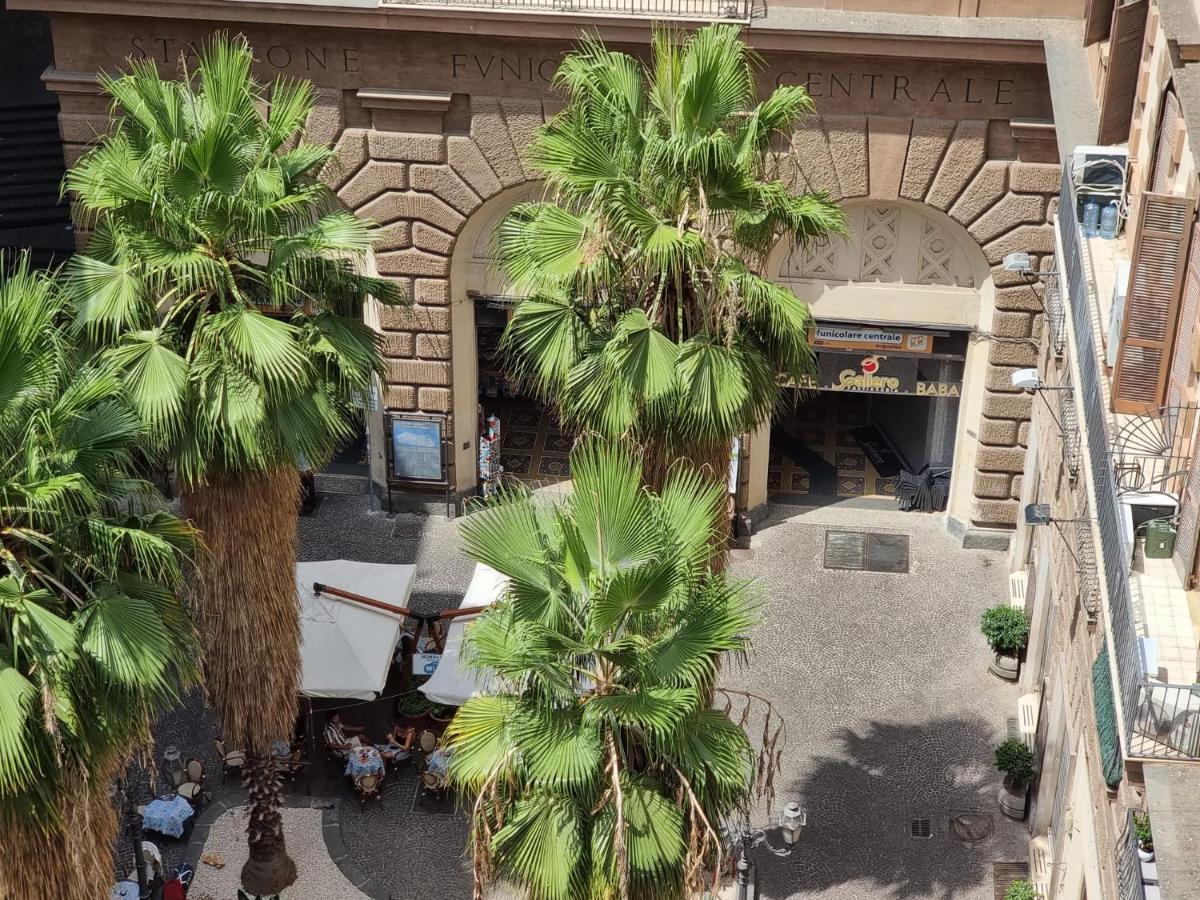 Barbaja Suites In Street Toledo 205 나폴리 외부 사진