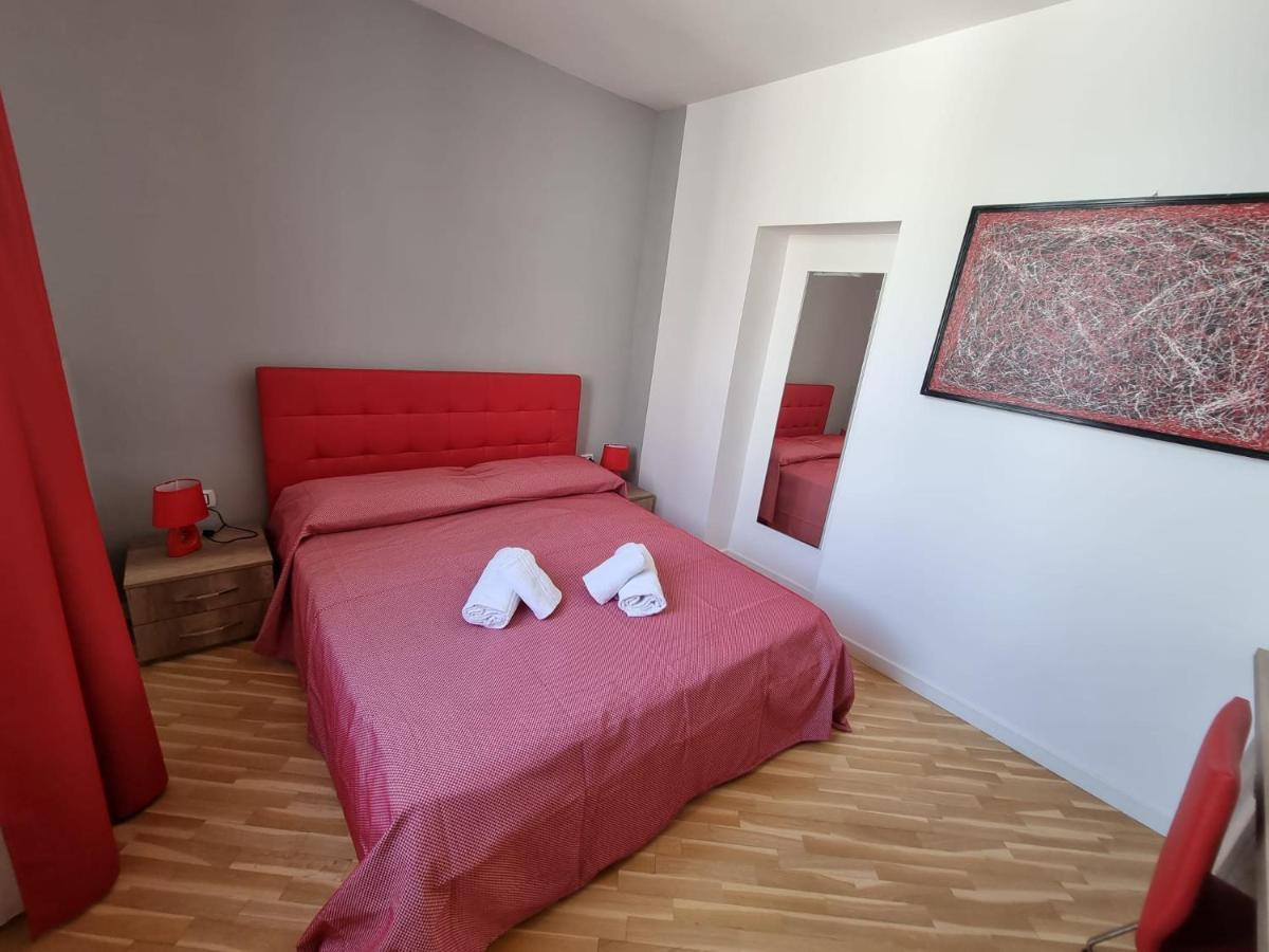 Barbaja Suites In Street Toledo 205 나폴리 외부 사진