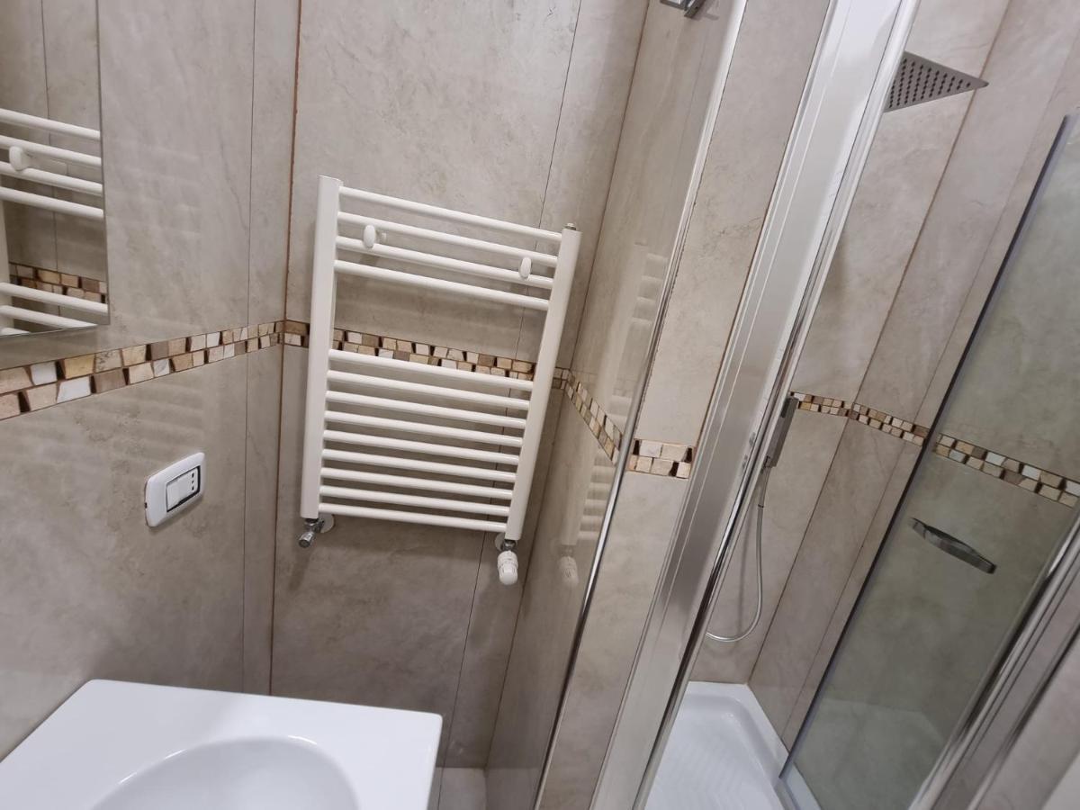Barbaja Suites In Street Toledo 205 나폴리 외부 사진