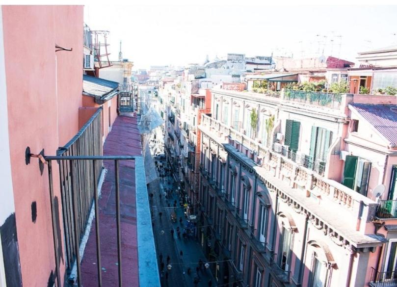 Barbaja Suites In Street Toledo 205 나폴리 외부 사진