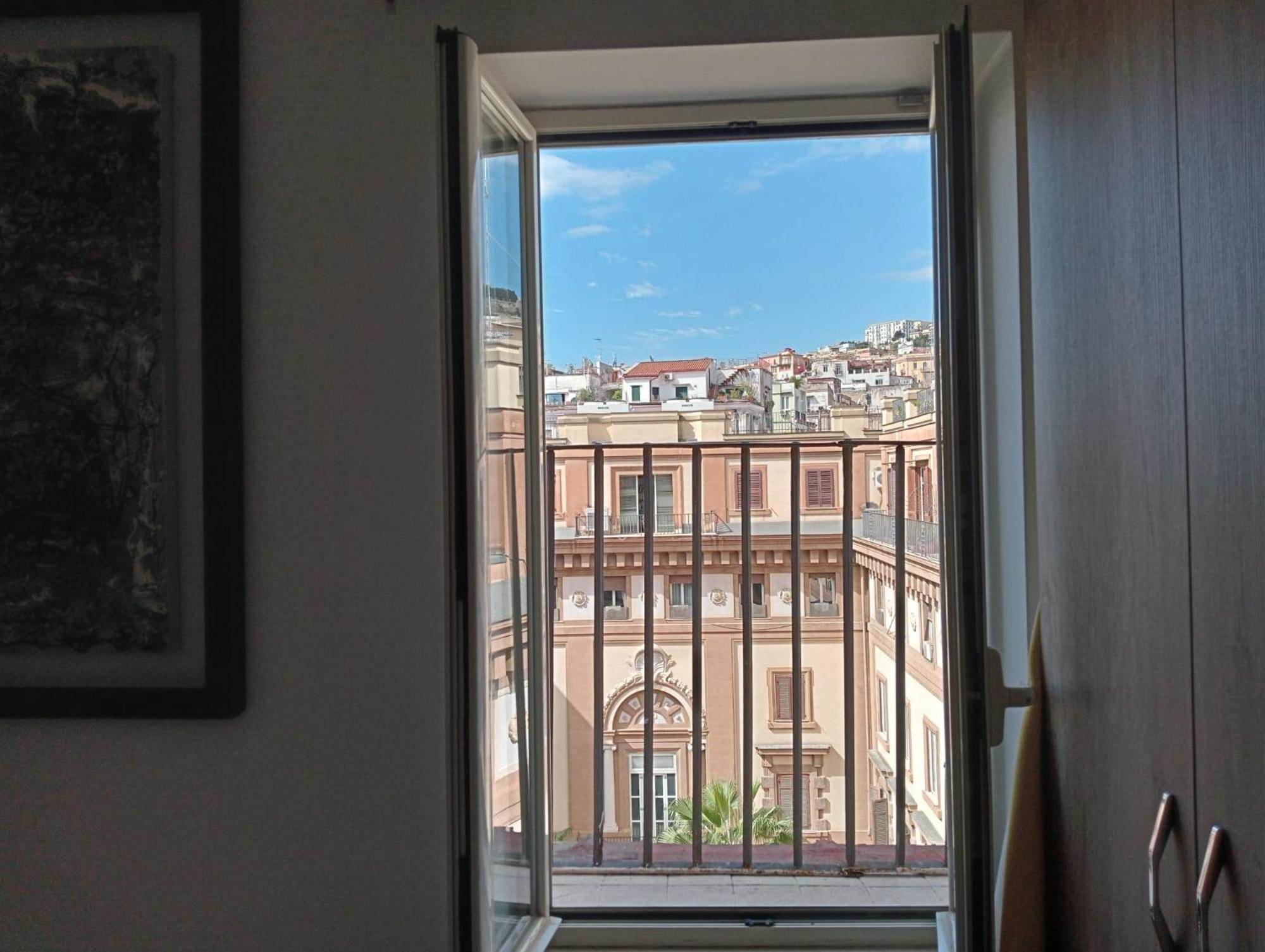 Barbaja Suites In Street Toledo 205 나폴리 객실 사진